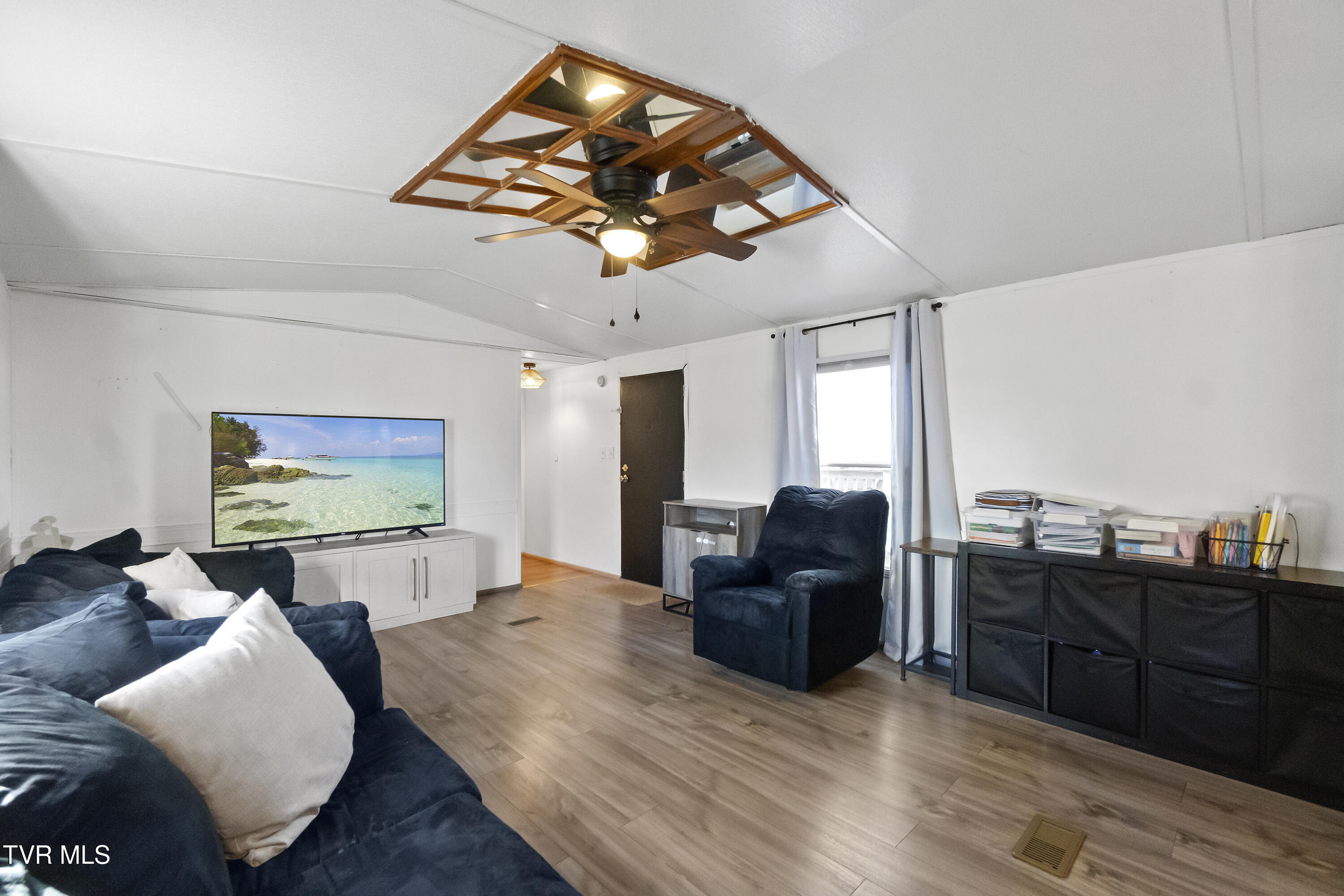 1824 Elmer Hayes Road Mosheim, TN 37818 - Photo 29 of 32 DSC06301