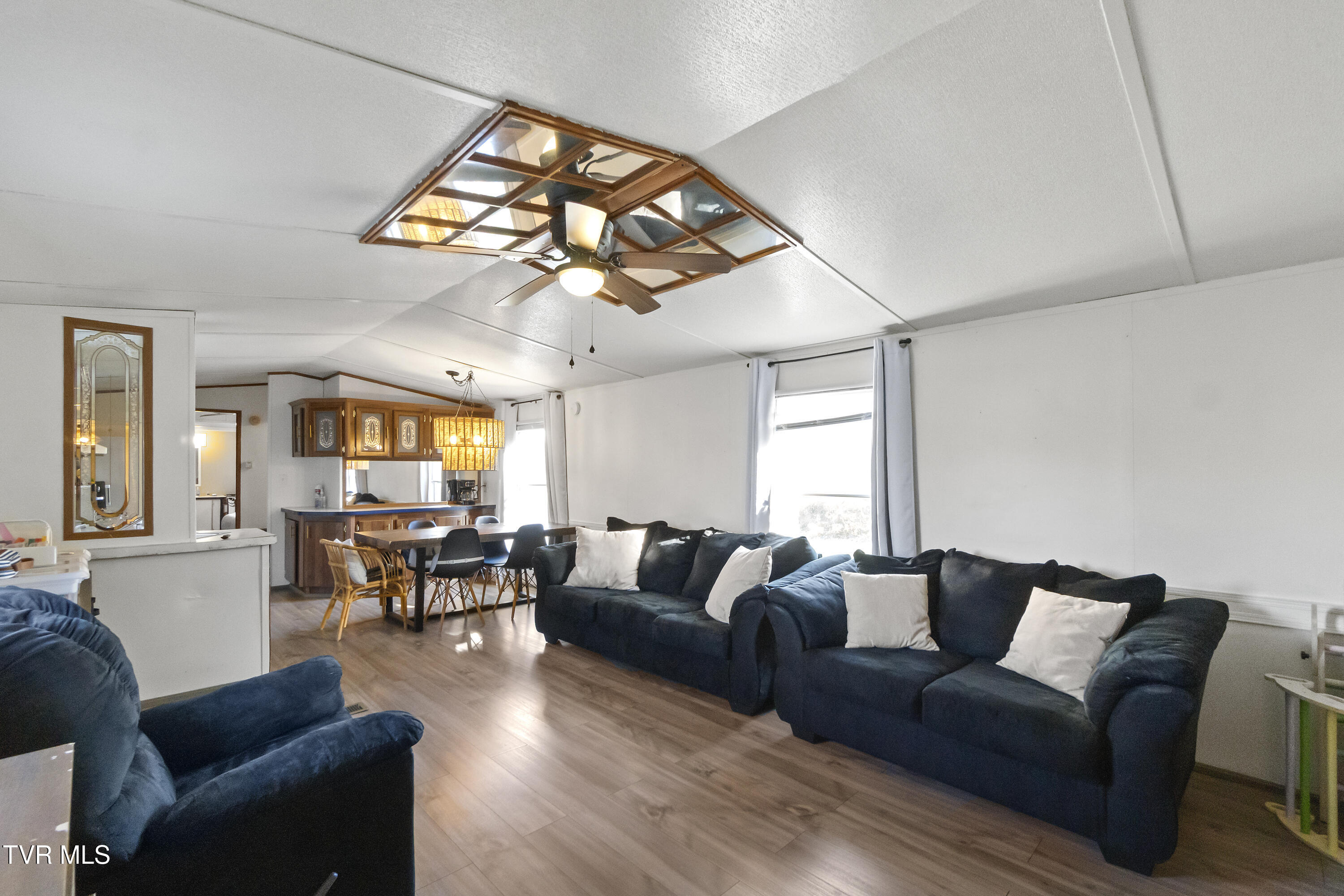 1824 Elmer Hayes Road Mosheim, TN 37818 - Photo 31 of 32 DSC06307