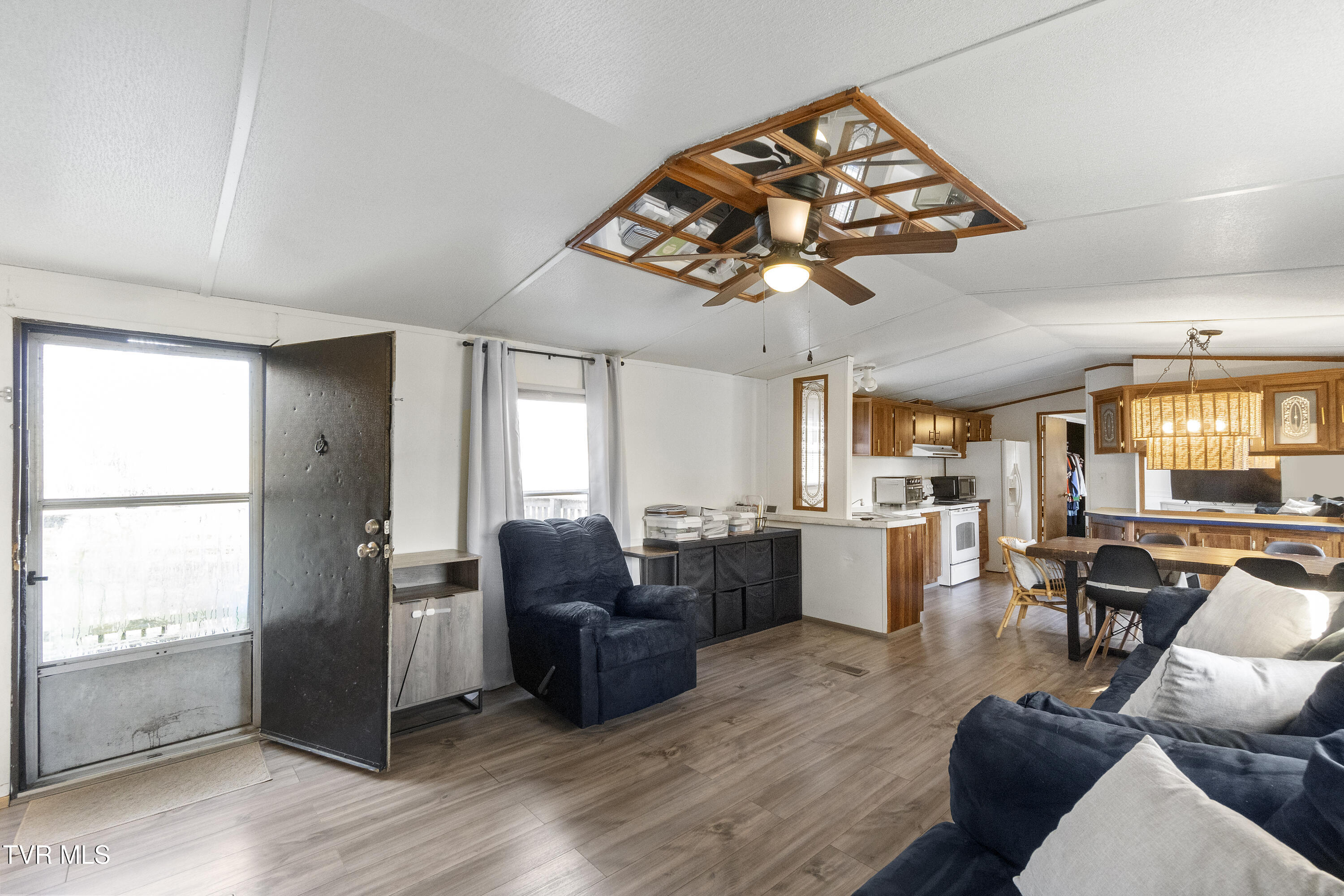 1824 Elmer Hayes Road Mosheim, TN 37818 - Photo 32 of 32 DSC06316