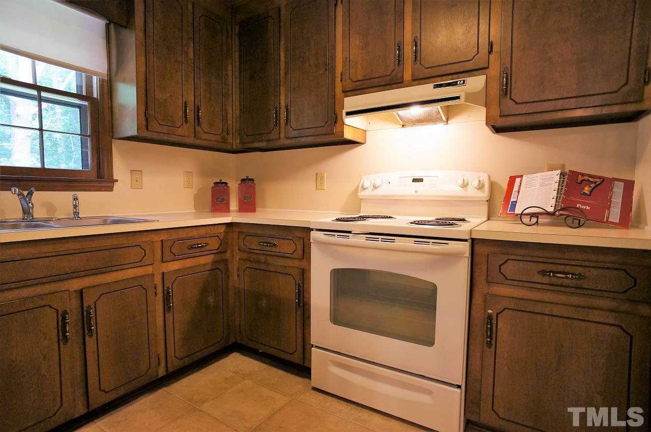 7304 Holly Springs Road Raleigh, NC 27606 - Photo 8 of 25 Gallery Image 8