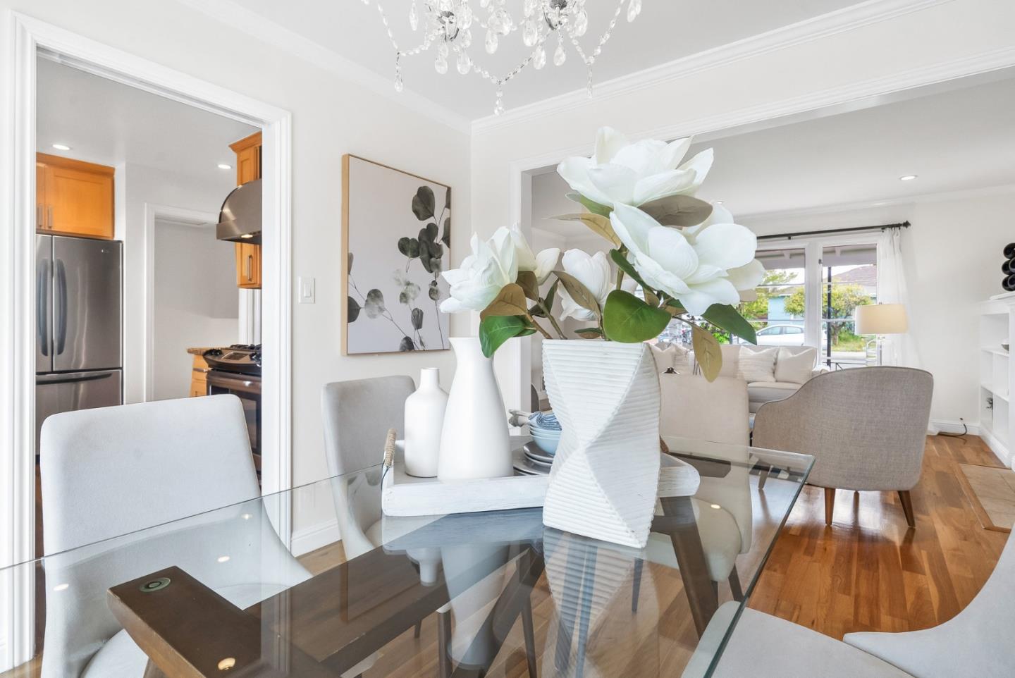 511 Bayview Avenue Millbrae, CA 94030 - Photo 14 of 36 a living room with furniture and wooden floor