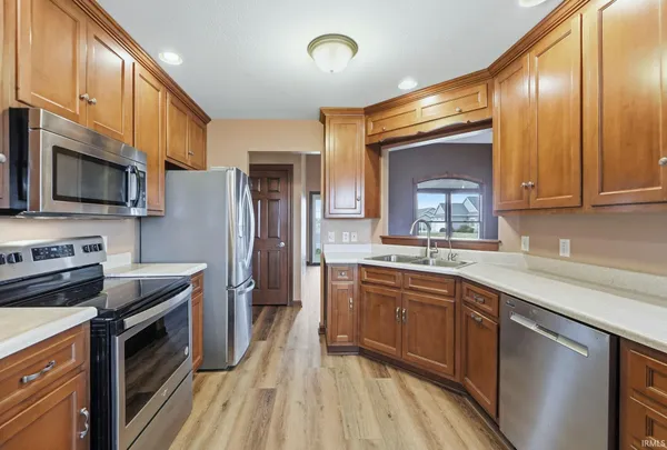 $374,500 | 444 Goldenrod Court, Bluffton, IN 46714
