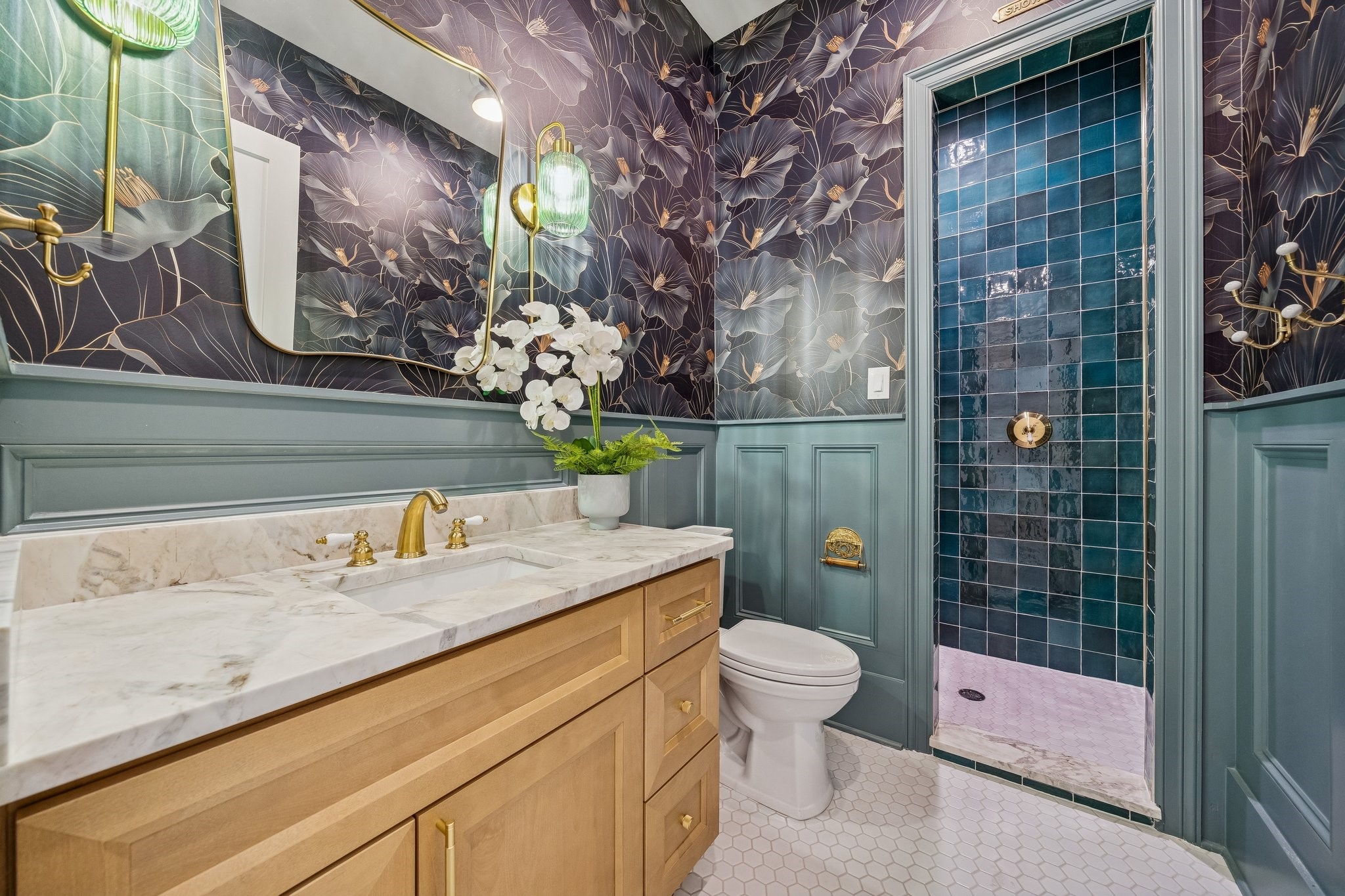 511 Graceland Street Houston, TX 77009 - Photo 16 of 45 The most gorgeous guest bathroom next to the foyer. That green tile is perfection.