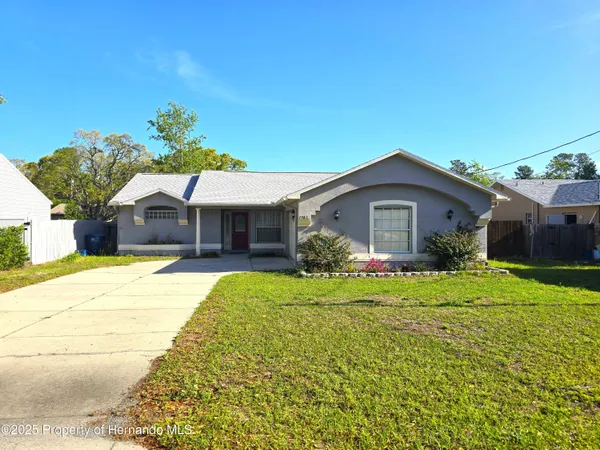 $1,795 | 7483 Apache Trail, Spring Hill, FL 34606