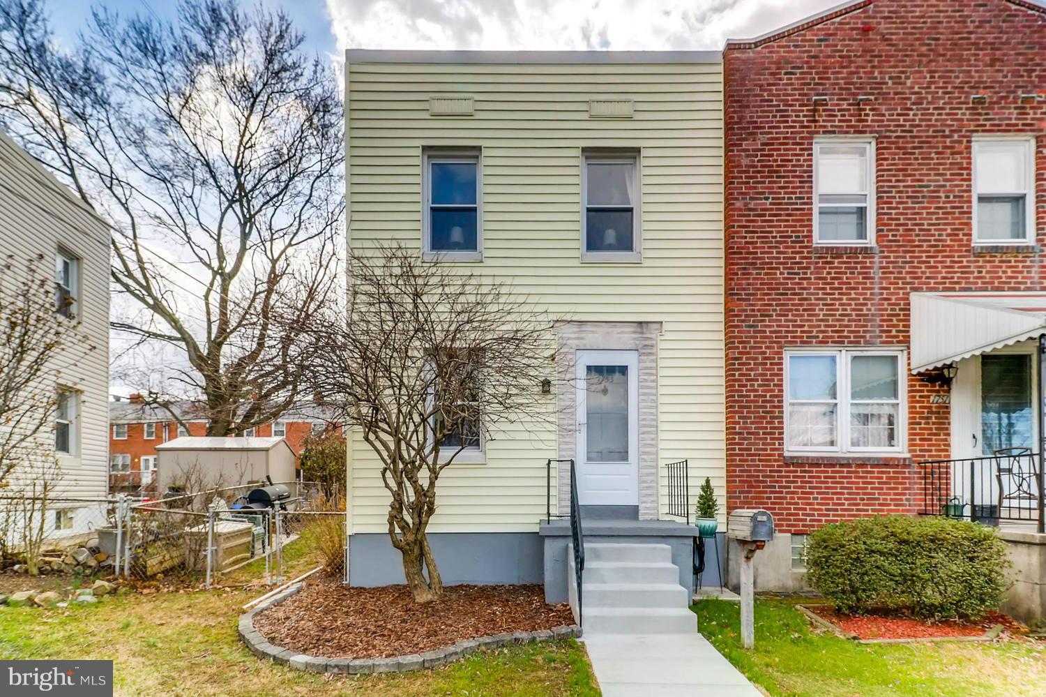 1753 Amuskai Road Baltimore, MD 21234 - Photo 2 of 28 a front view of a house with entertaining space