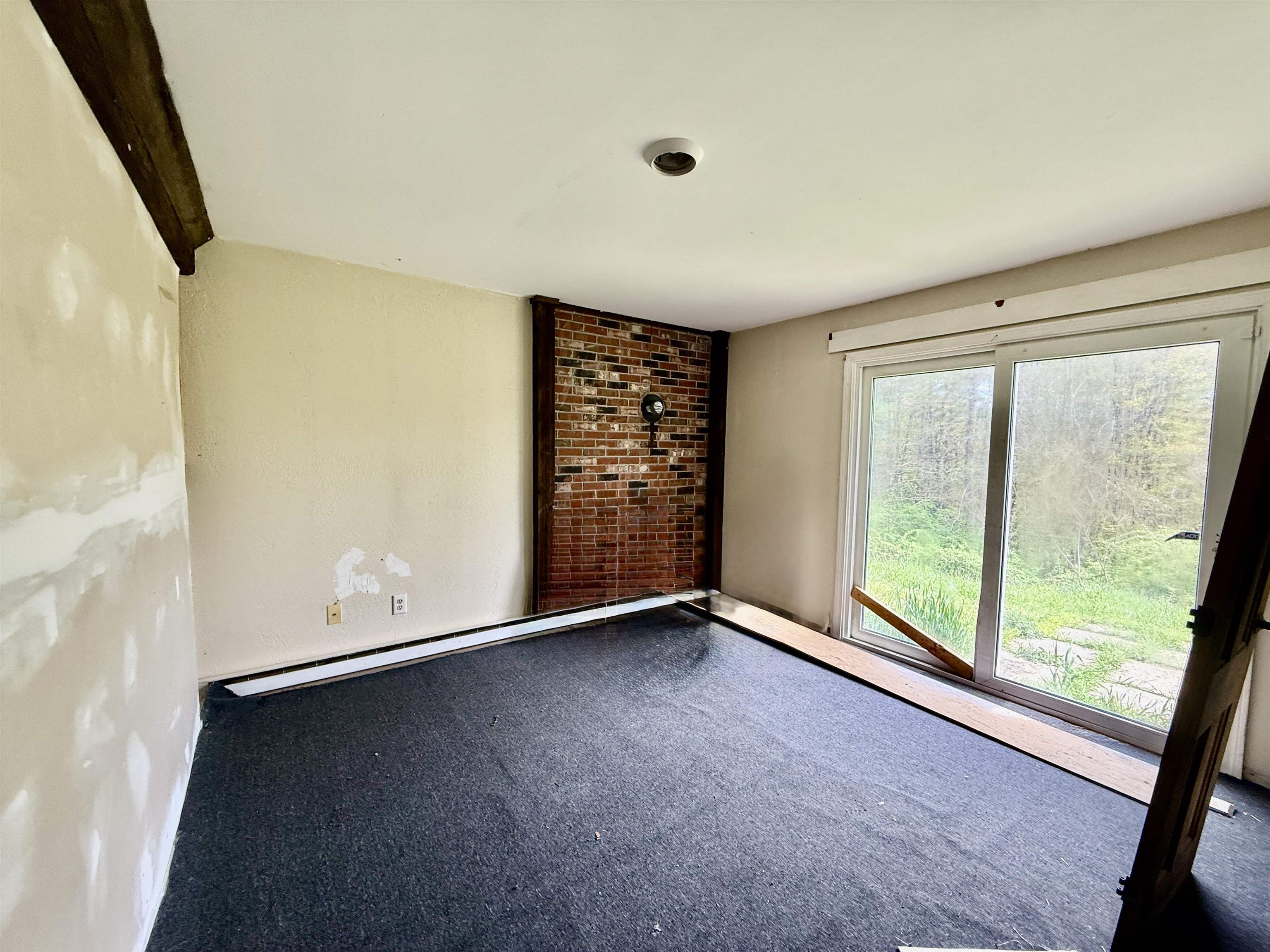 128 Roberts Hill Road Claremont, NH 03743 - Photo 14 of 18