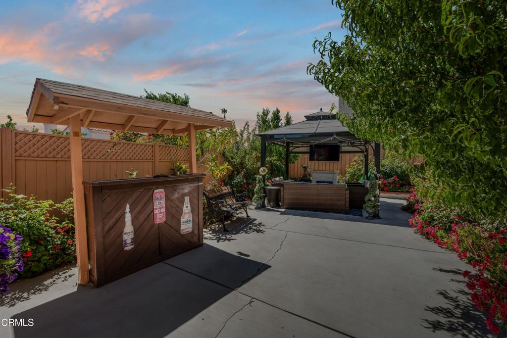 1558 East Ave R7 Palmdale, CA 93550 - Photo 34 of 42