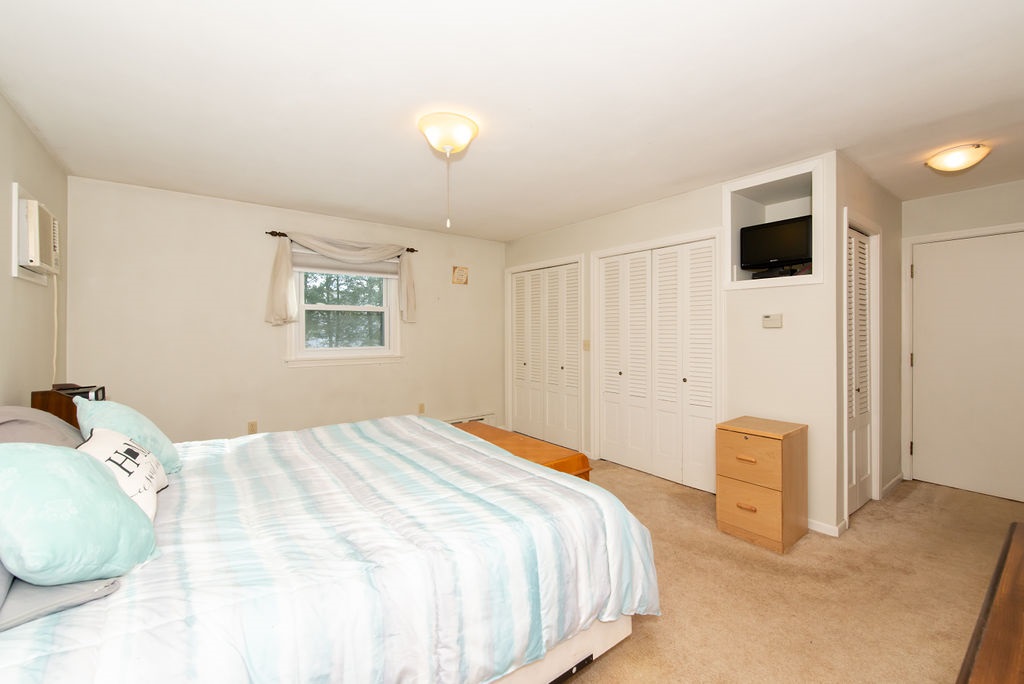 26 Lois Street Rochester, NH 03867 - Photo 21 of 38