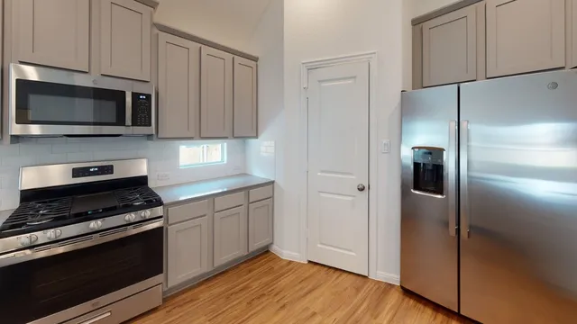 $2,195 | 162 Coronella Drive, Liberty Hill, TX 78642