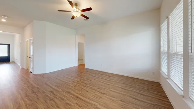 $2,195 | 162 Coronella Drive, Liberty Hill, TX 78642