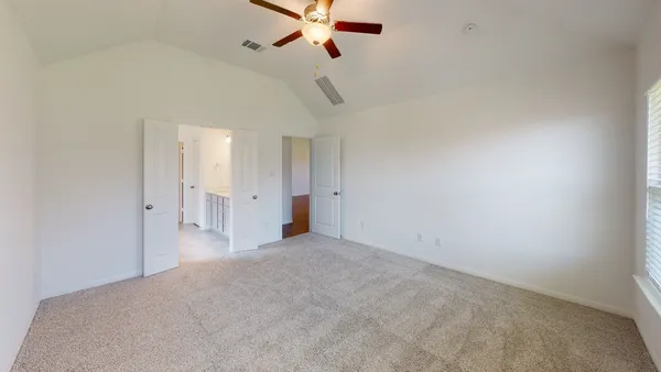 $2,195 | 162 Coronella Drive, Liberty Hill, TX 78642