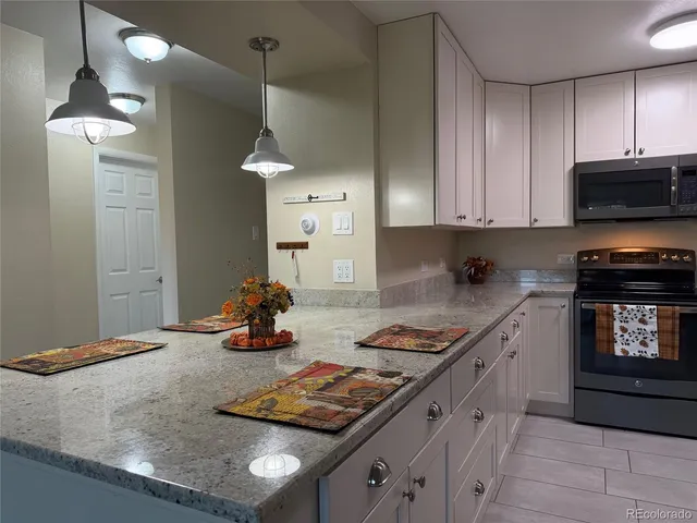 $1,700 | 9340 Center Avenue, Unit 6B, Denver, CO 80247