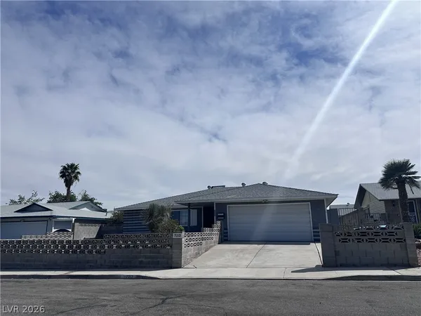 $1,795 | 7213 Roe Court, Las Vegas, NV 89145