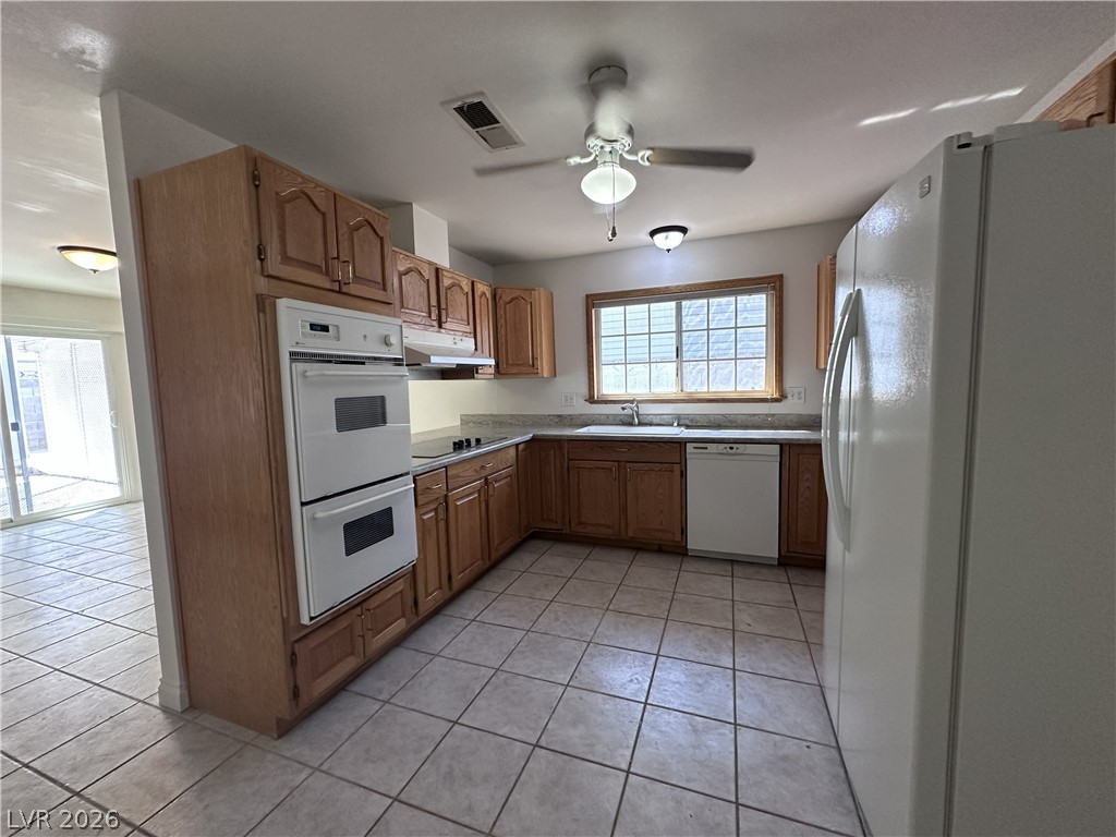 7213 Roe Court Las Vegas, NV 89145 - Photo 13 of 38