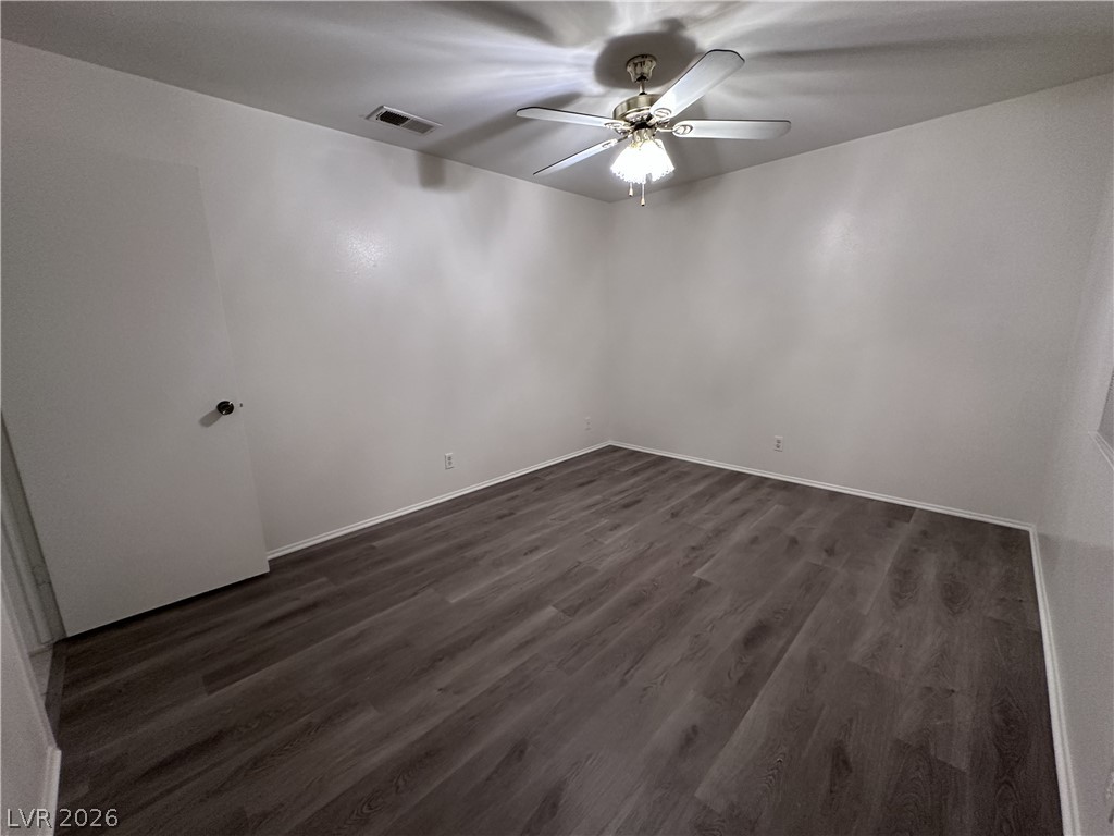 7213 Roe Court Las Vegas, NV 89145 - Photo 19 of 38