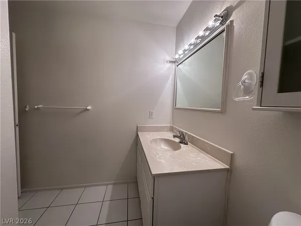 $1,795 | 7213 Roe Court, Las Vegas, NV 89145