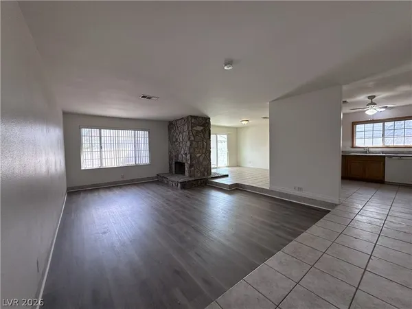 $1,795 | 7213 Roe Court, Las Vegas, NV 89145