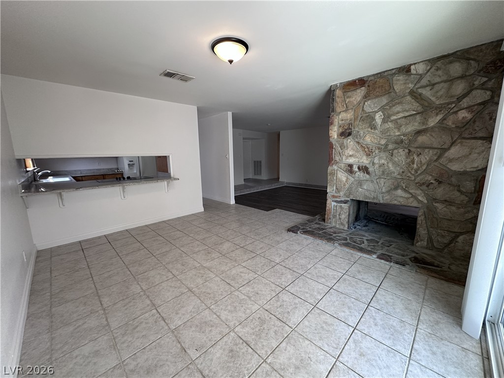 7213 Roe Court Las Vegas, NV 89145 - Photo 9 of 38