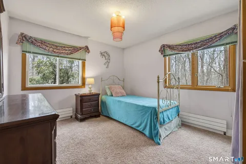 $699,000 | 24 Tower Hill Road, Clinton, CT 06413