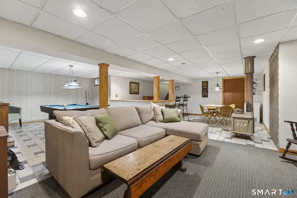 $699,000 | 24 Tower Hill Road, Clinton, CT 06413