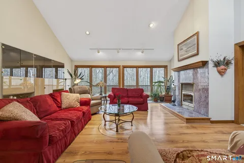 $699,000 | 24 Tower Hill Road, Clinton, CT 06413