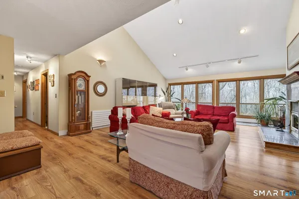 $699,000 | 24 Tower Hill Road, Clinton, CT 06413