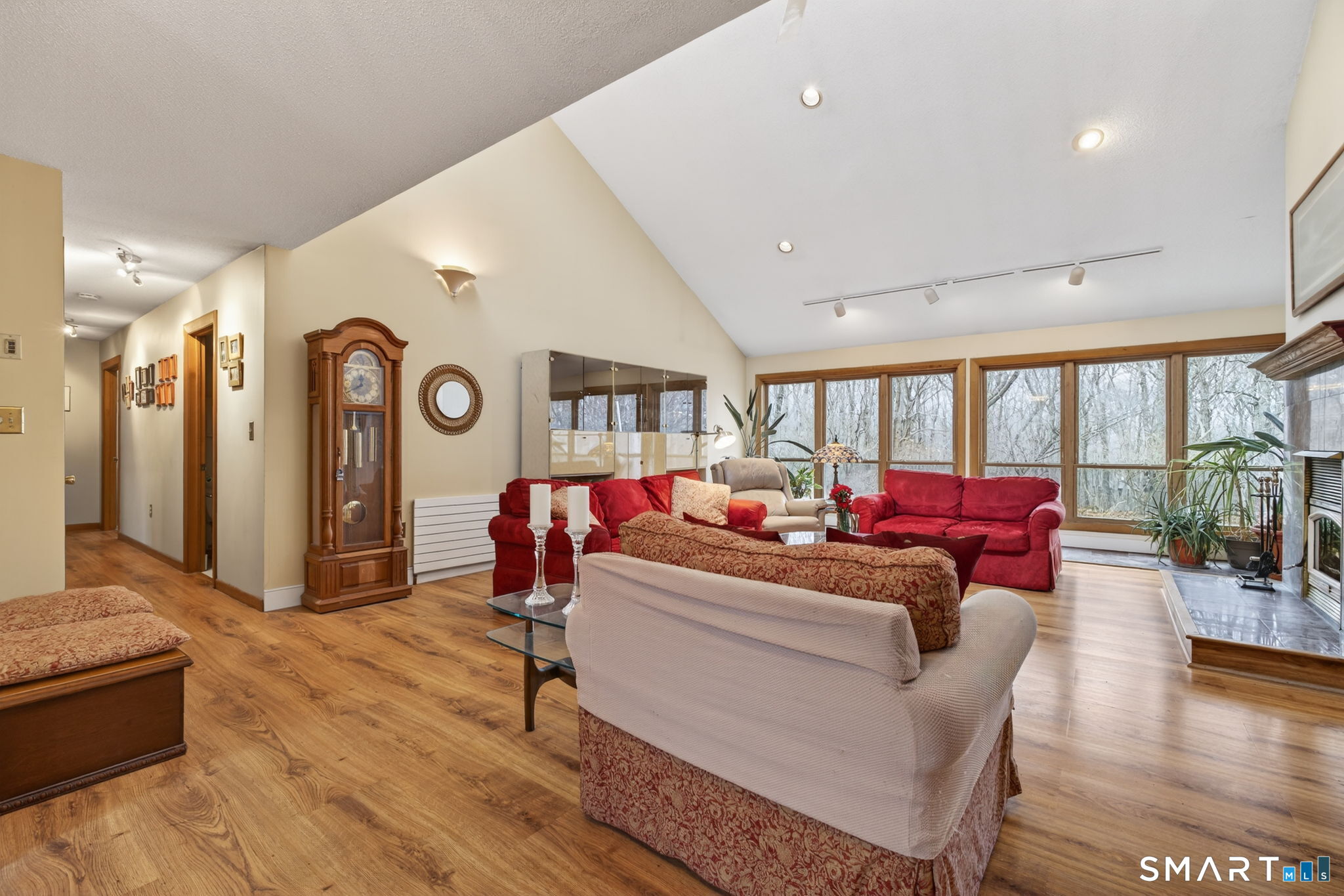 24 Tower Hill Road Clinton, CT 06413 - Photo 6 of 37