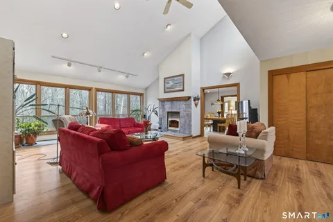 $699,000 | 24 Tower Hill Road, Clinton, CT 06413