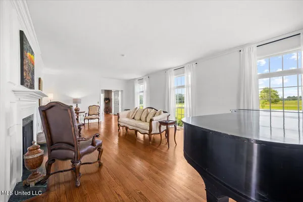 $1,599,000 | 1951 East 3rd Street, Forest, MS 39074