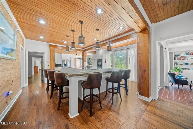 $1,650,000 | 1951 East 3rd Street, Forest, MS 39074