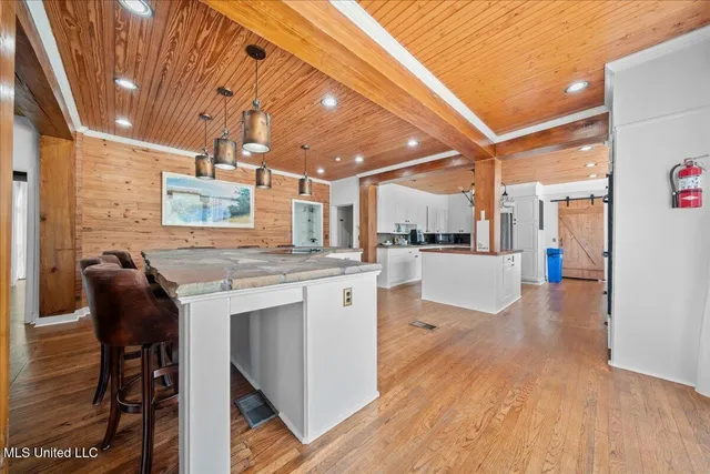 $1,650,000 | 1951 East 3rd Street, Forest, MS 39074