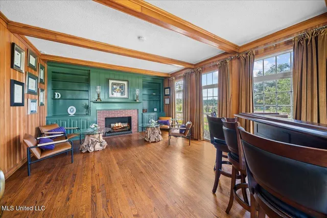 $1,650,000 | 1951 East 3rd Street, Forest, MS 39074