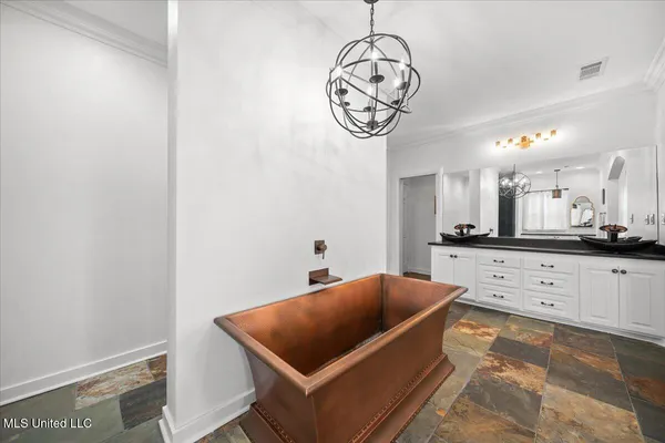 $1,599,000 | 1951 East 3rd Street, Forest, MS 39074