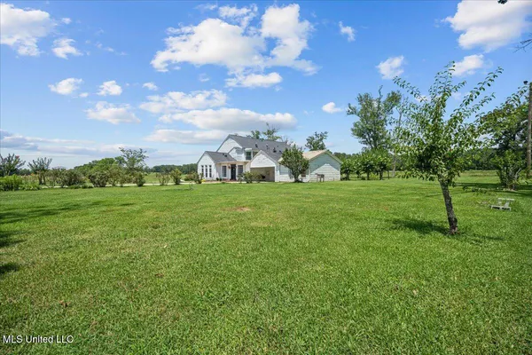 $1,599,000 | 1951 East 3rd Street, Forest, MS 39074