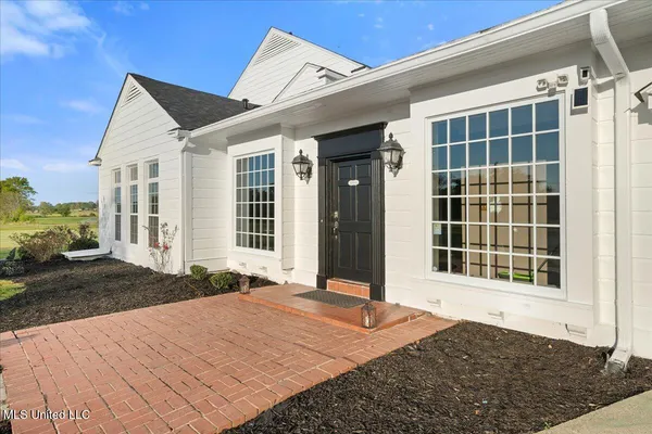 $1,599,000 | 1951 East 3rd Street, Forest, MS 39074