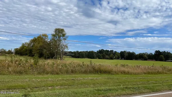 $1,599,000 | 1951 East 3rd Street, Forest, MS 39074