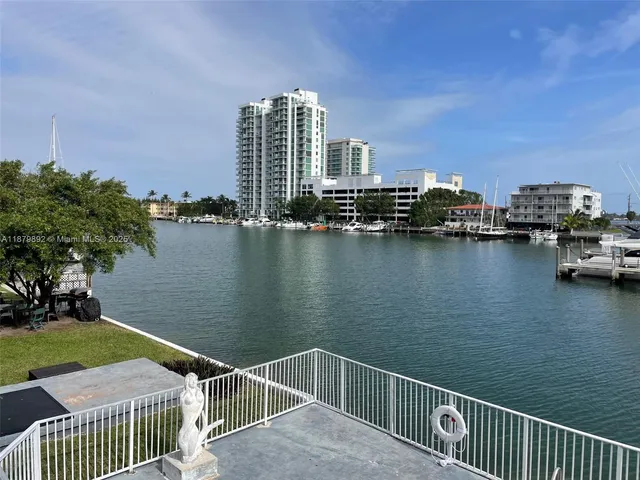 $2,100 | 7917 West Drive, Unit 17, North Bay Village, FL 33141