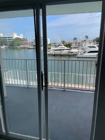 $2,100 | 7917 West Drive, Unit 17, North Bay Village, FL 33141