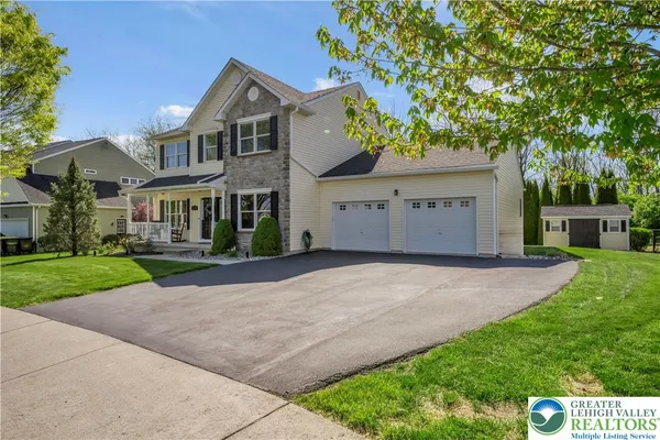 $619,900 | 2188 Eagles Landing Drive, Nazareth, PA 18064