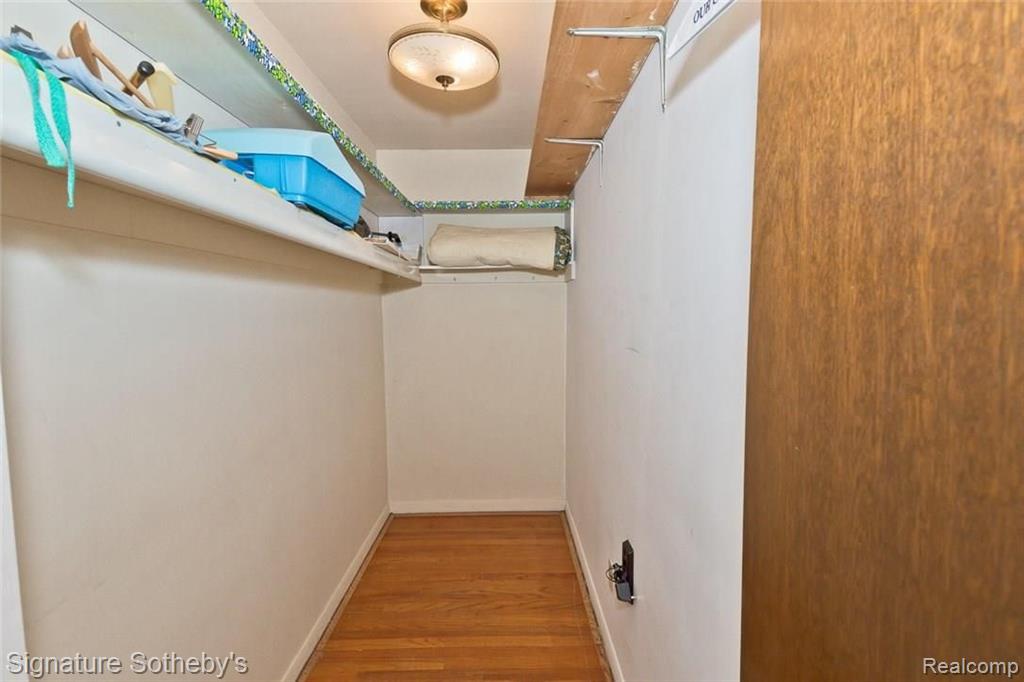 17531 Ramsgate Drive Lathrup Village, MI 48076 - Photo 23 of 37