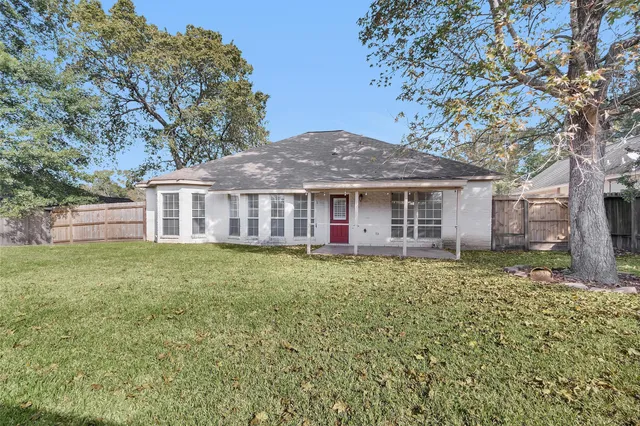 $1,975 | 147 April Waters Drive West, Conroe, TX 77356