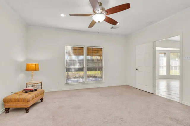 $1,975 | 147 April Waters Drive West, Conroe, TX 77356