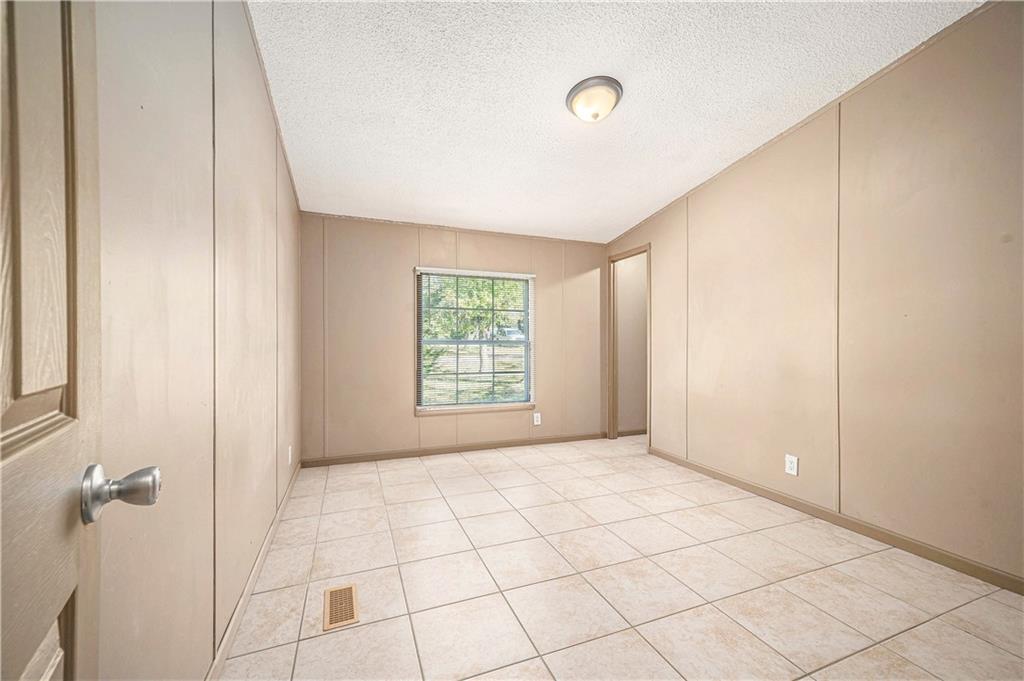 31901 East Sun Down Valley Road Buckner, MO 64016 - Photo 13 of 30