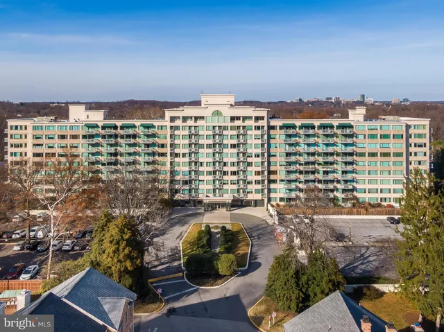 $417,500 | 5450 Whitley Park Terrace, Unit 209, Bethesda, MD 20814