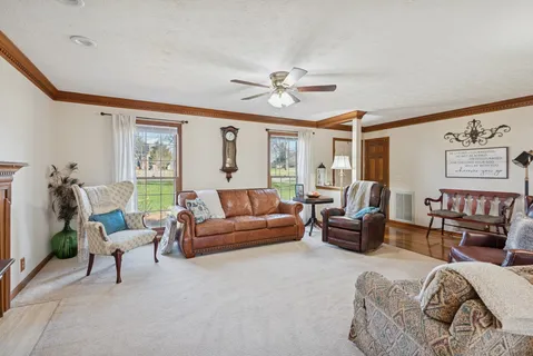 $449,900 | 140 Paradise Drive, Hendersonville, TN 37075