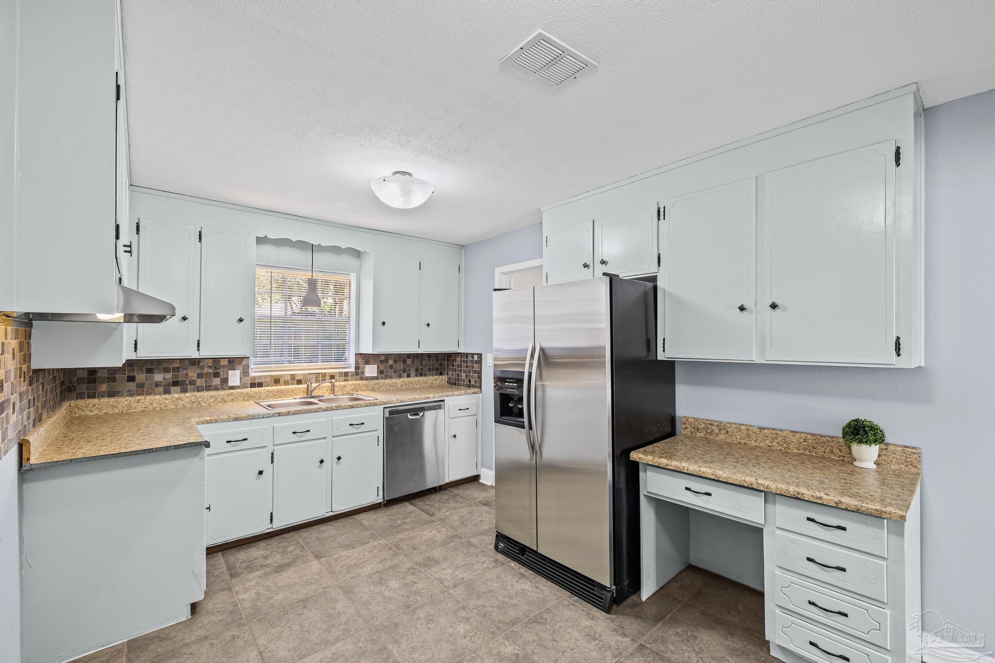 3970 Piedmont Road Pensacola, FL 32503 - Photo 16 of 58