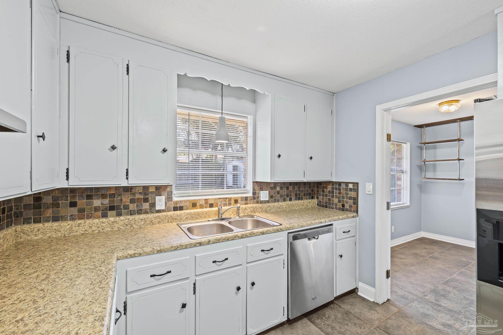 3970 Piedmont Road Pensacola, FL 32503 - Photo 17 of 58