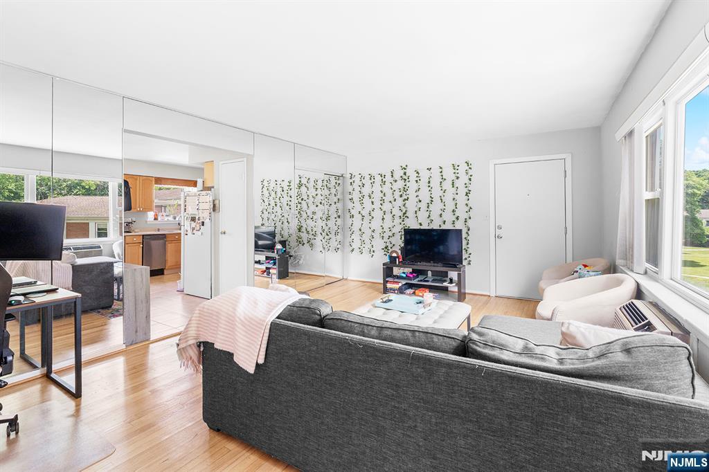 3 Rustic Circle, Unit D Montvale, NJ 07645 - Photo 4 of 24