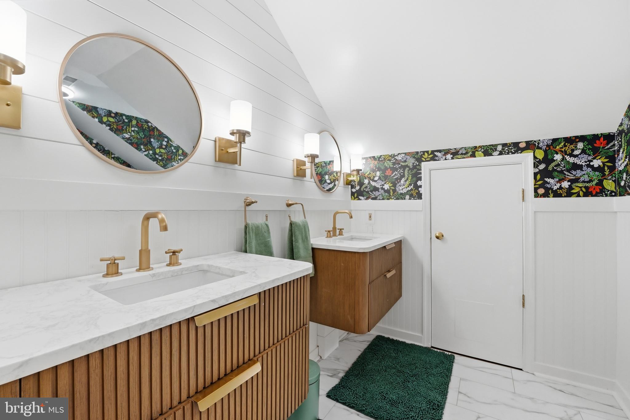 10 Ashby Road Sperryville, VA 22740 - Photo 35 of 70 Primary suite full bath