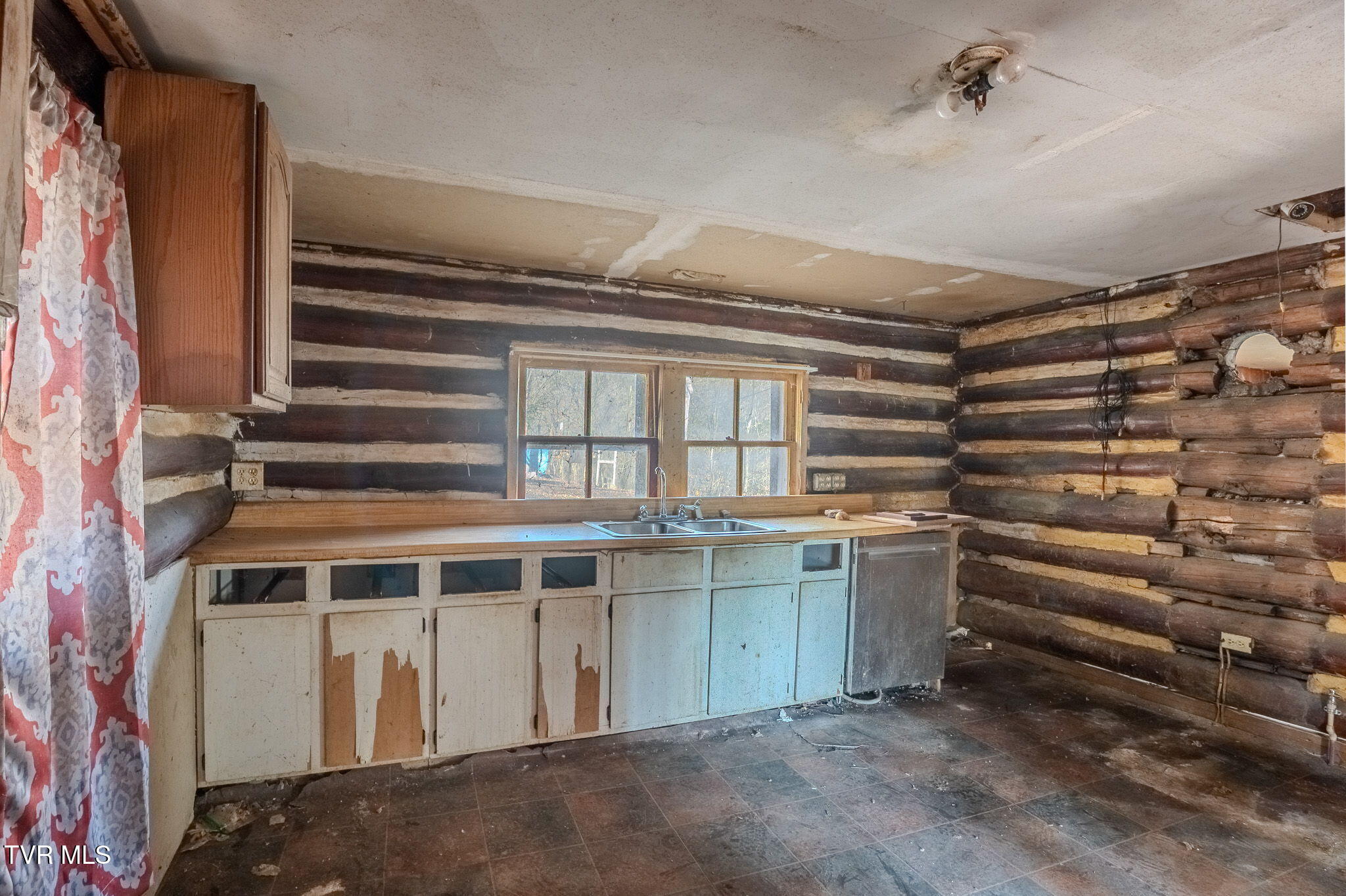 9549 Heiskell Road Heiskell, TN 37754 - Photo 6 of 18 6